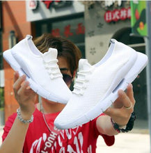 Load image into Gallery viewer, Couple Running Shoes Breathable Outdoor Male Sports Shoes Lightweight Sneakers Women Comfortable Athletic Training Footwear
